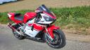 Yamaha YZF-R1