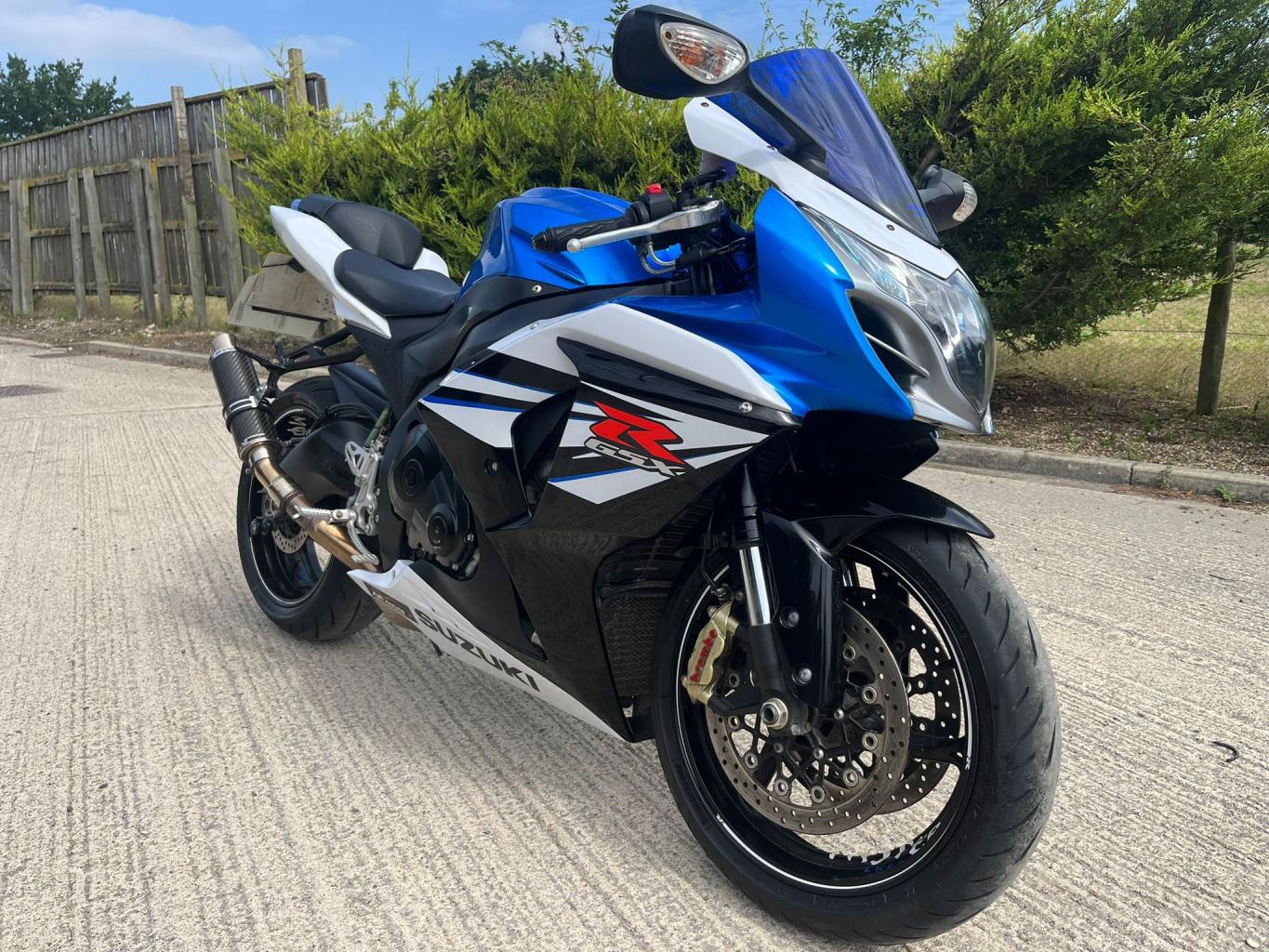 Gsx R1000 L4 Suzuki Gsx-r1000 L4 1000 Super Sports Petrol Manual (167 Ps) from JRS ...